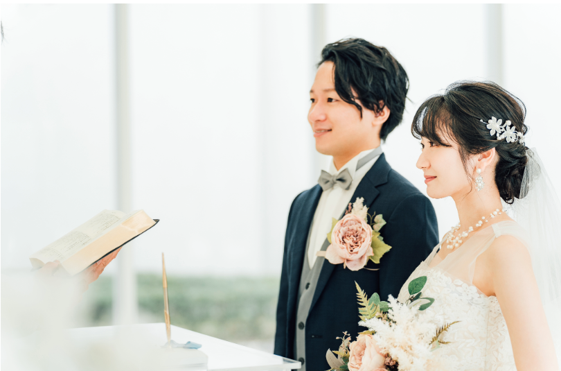 ★今年度の結婚式がおすすめの理由★
11月から3月にかけての涼しい時期が結婚式には最適⁉😲