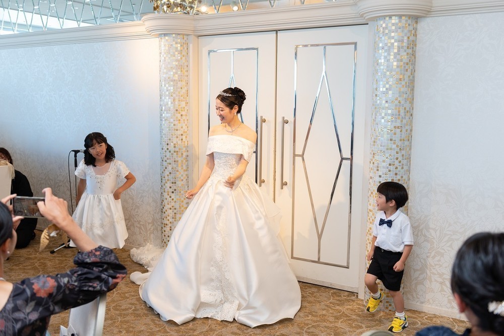 ✨テーマは「サプライズ」　　驚きと笑顔に包まれた結婚式🎊