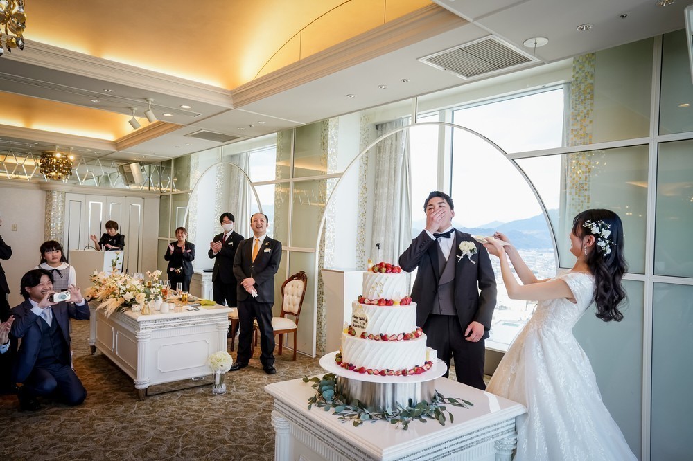 ゲストに静岡の景色を見せたい！高層階エレガントwedding🌹