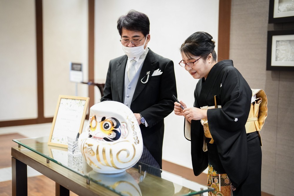 結婚式でまぐろの登場！？個性派演出