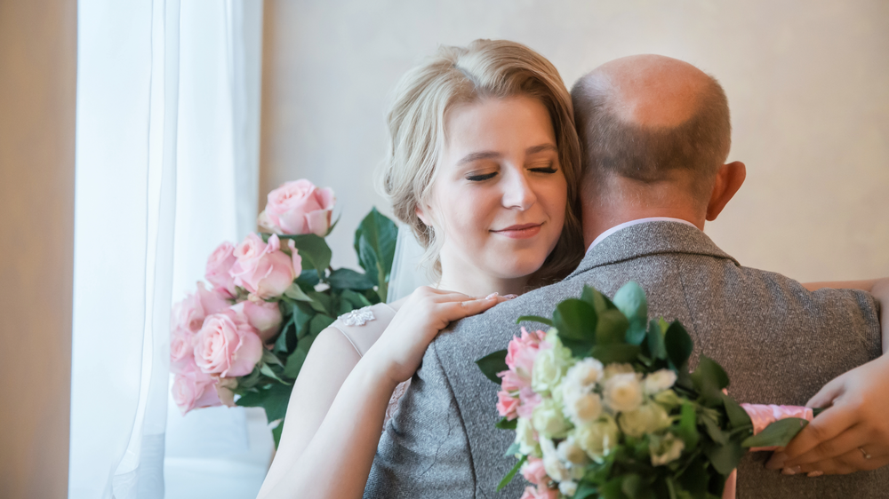 結婚式での親御様の立ち振る舞いと挨拶マナー|おもてなしの心を伝えるために