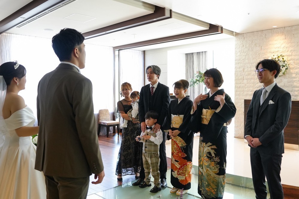 家族と友人に囲まれた 幸せが広がる時間
