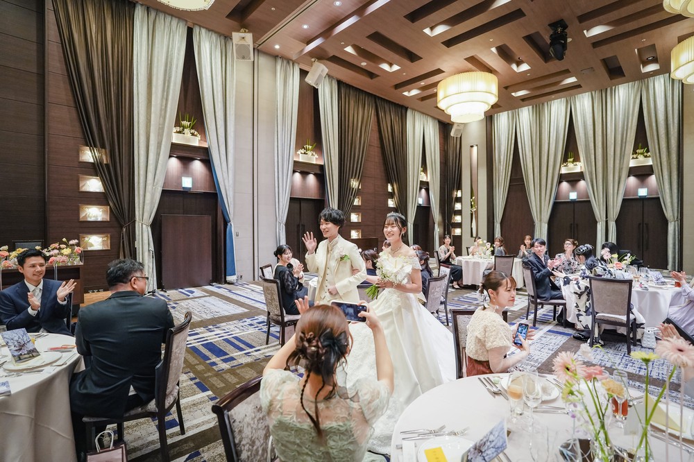ふたりがかわいい❤ポップな結婚式
