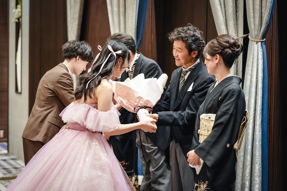 ふたりがかわいい❤ポップな結婚式