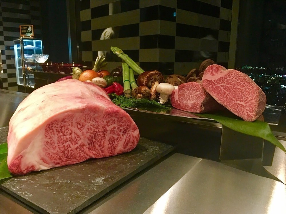 松阪牛ロースステーキランチ