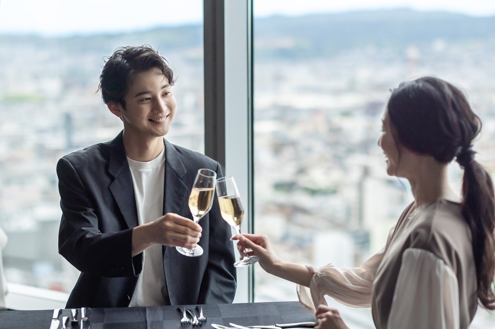 ～11月22日良い夫婦の日限定！～
ご来館者全員に
「10万円相当のご優待」をプレゼント★