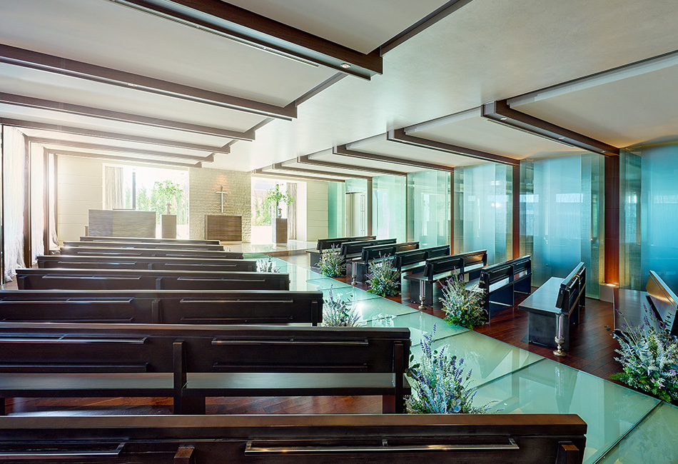 水と木のぬくもりが調和した上質空間